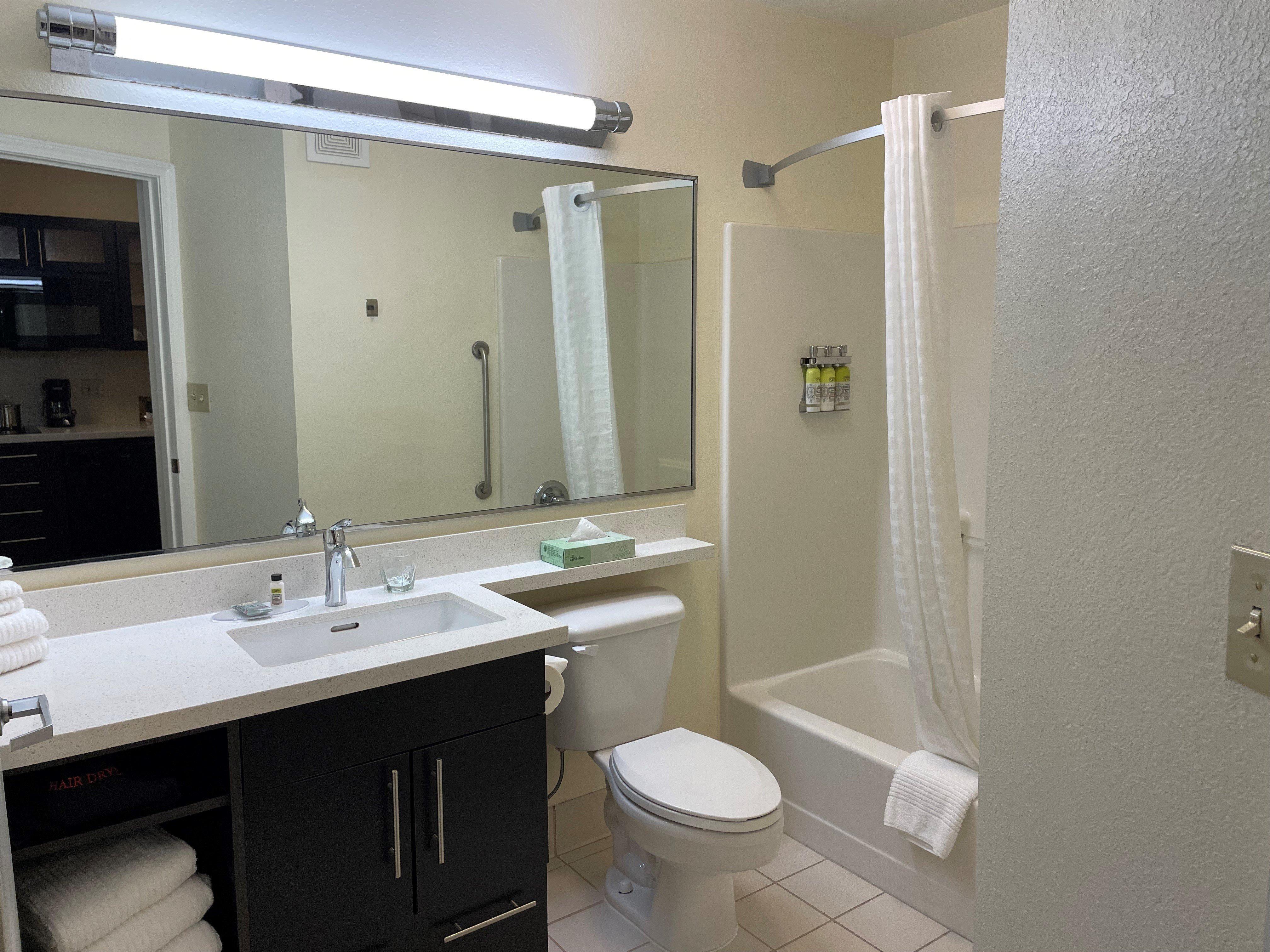 Candlewood Suites East Lansing By Ihg Dış mekan fotoğraf